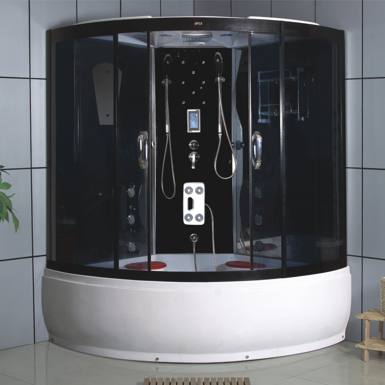Quelle est la taille de l'enceinte de douche?